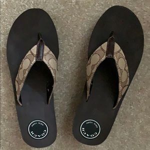 Coach Authentic sandals .